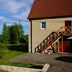 Homestay Goscinne Przy Lesie