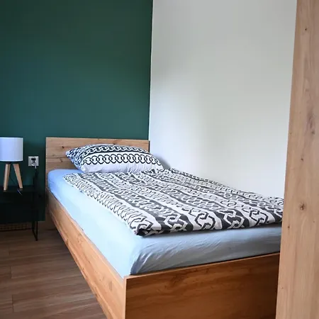 Goscinne Przy Lesie Homestay Pobiedna