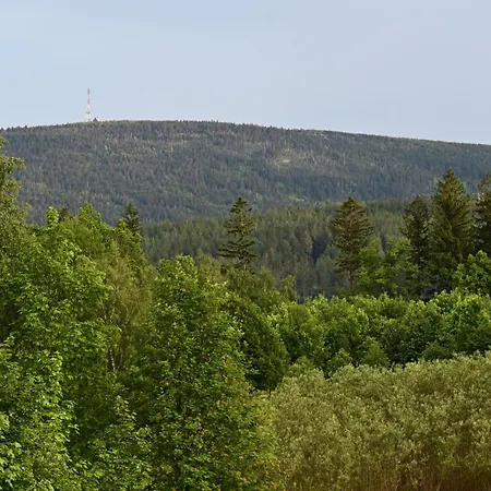 Goscinne Przy Lesie * Pobiedna