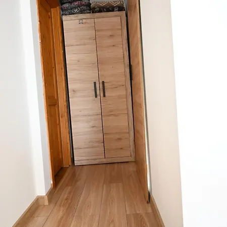 Goscinne Przy Lesie Pobiedna