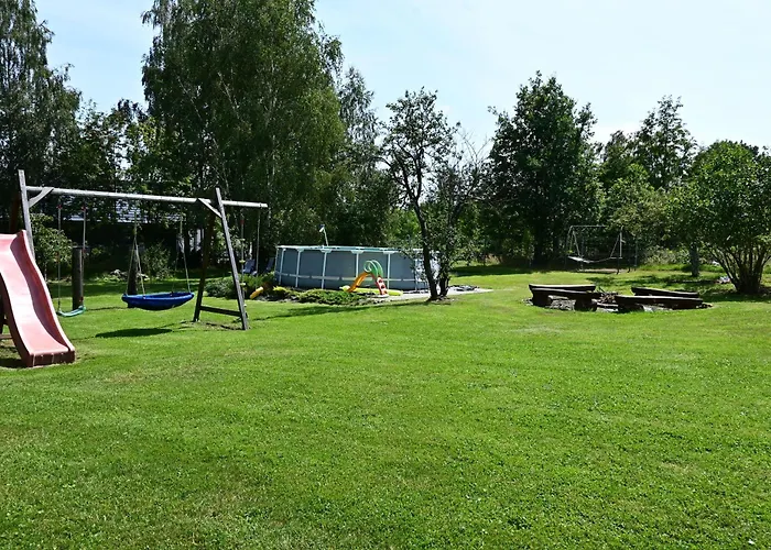 Goscinne Przy Lesie Homestay *