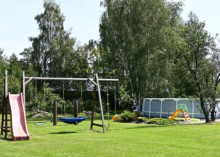 Goscinne Przy Lesie Homestay *