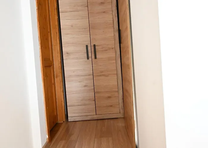 Goscinne Przy Lesie Pobiedna